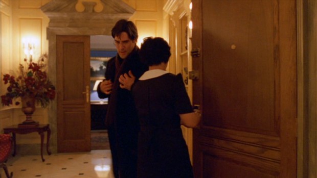 Eyes Wide Shut - Carl enters the Nathanson household, opposing shot from Bill